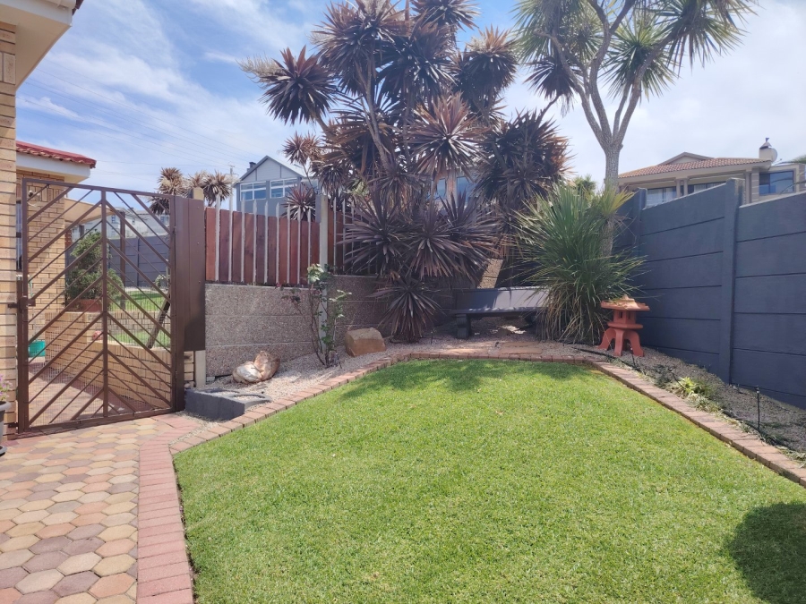 3 Bedroom Property for Sale in Seemeeu Park Western Cape